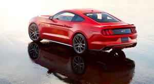 15FordMustang_03_HR